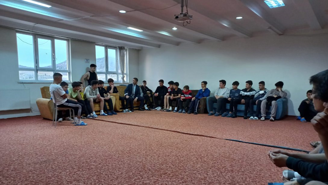 Şehit Hakan Yorulmaz Spor Lisesi Pansiyonunda Kalan Öğrencilerimize Ziyaret